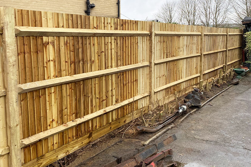 Weybridge-panel-fencing-servces.jpg