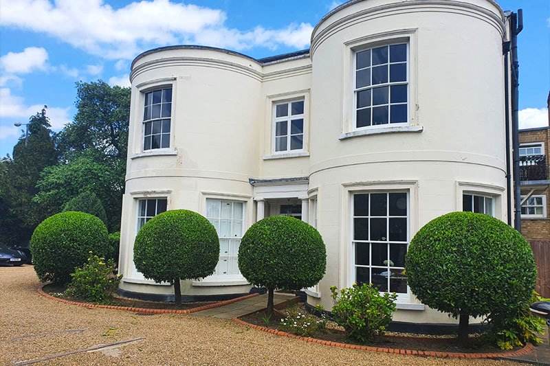 gardeners-for-esher-apartments.jpg