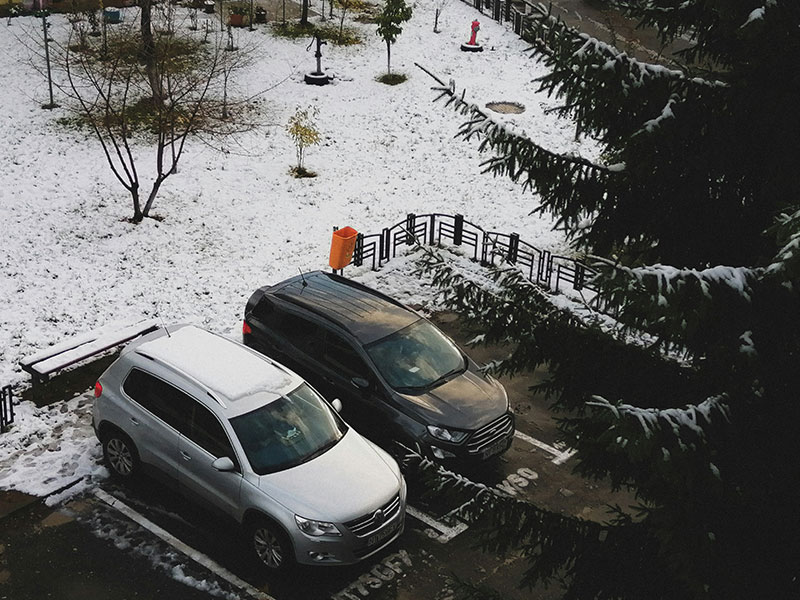 Hotel driveway gritted for safe guest access