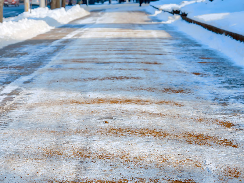 Salt spreading for communal area in residential estate