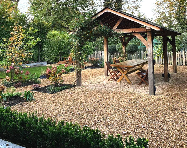 Topiary shaping in Notting Hill townhouse garden